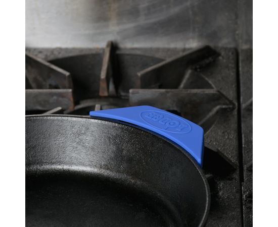 Перчатка-ухват в форме трапеции, голубая, силикон, Lodge, Цвет: Голубой, фото , изображение 4