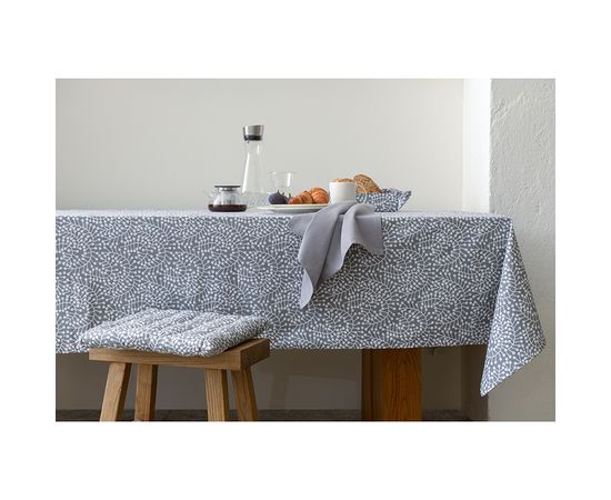 Скатерть серого цвета с принтом Спелая Смородина из коллекции Scandinavian touch, 170х170 см, Tkano, фото , изображение 2