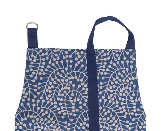 Фартук из хлопка темно-синего цвета с принтом Спелая Смородина из коллекции Scandinavian touch, 70х85 см, Tkano, фото , изображение 3