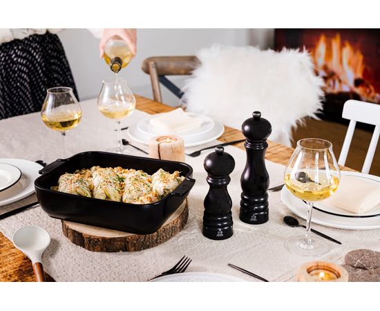 Форма для запекания прямоугольная SATIN BLACK 3,8л, 36х22см, черный, Peugeot, фото , изображение 4