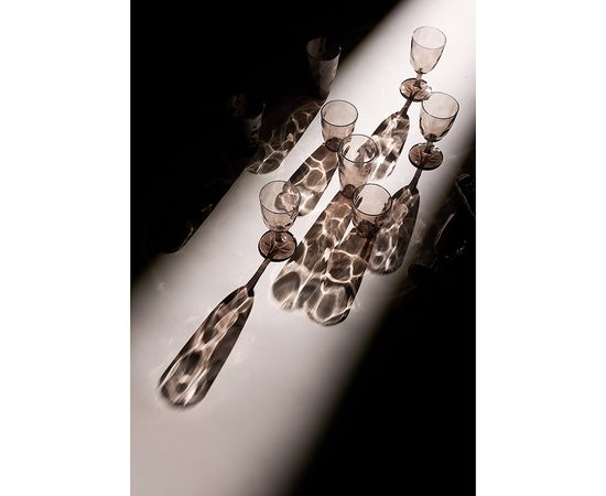 Набор бокалов для вина Hollow, 430 мл, серо-коричневый, 4 шт., Liberty Jones, фото , изображение 4