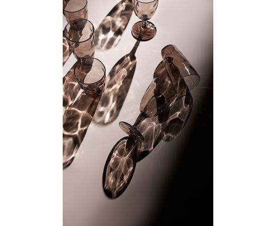 Набор бокалов для вина Hollow, 430 мл, серо-коричневый, 4 шт., Liberty Jones, фото , изображение 6