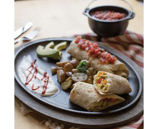 Подставка овальная для сковороды 4020192, 39х30 см, коричневая, дерево, Lodge, фото , изображение 4