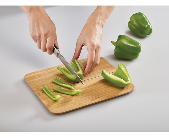 Доска разделочная Chop2Pot бамбук маленькая, Joseph Joseph, фото , изображение 2