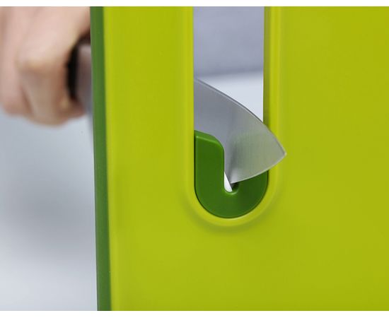 Доска разделочная с ножеточкой Slice & Sharpen™ большая зеленая, Joseph Joseph, фото , изображение 3