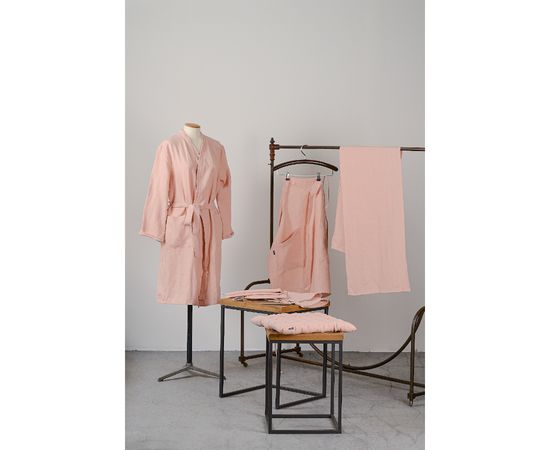 Дорожка на стол из умягченного льна с декоративной обработкой цвета пыльной розы Essential, 45х150, Tkano, фото , изображение 5