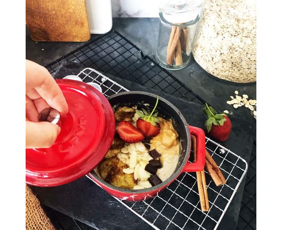 Кастрюля порционная круглая чугунная эмалированная красная, 10 см, LAVA, фото , изображение 10